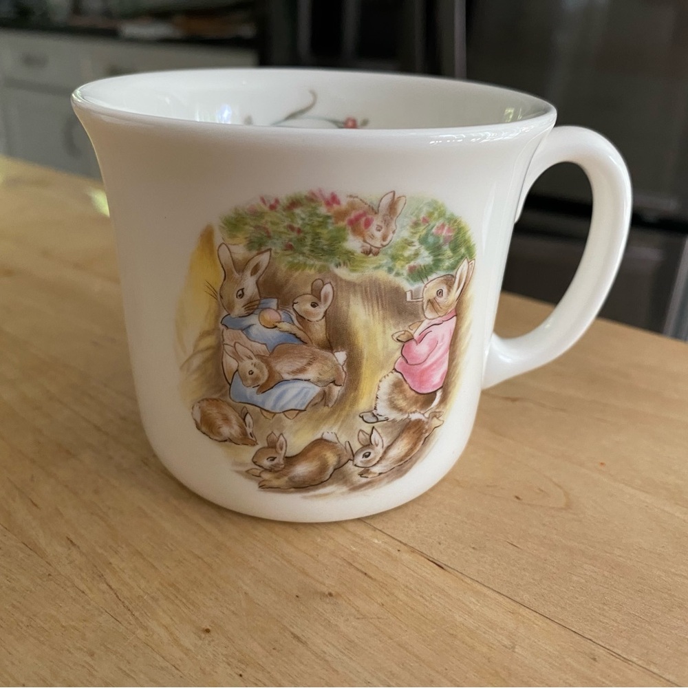 Beatrix Potter Flopsy Bunnies China Mug / Cup